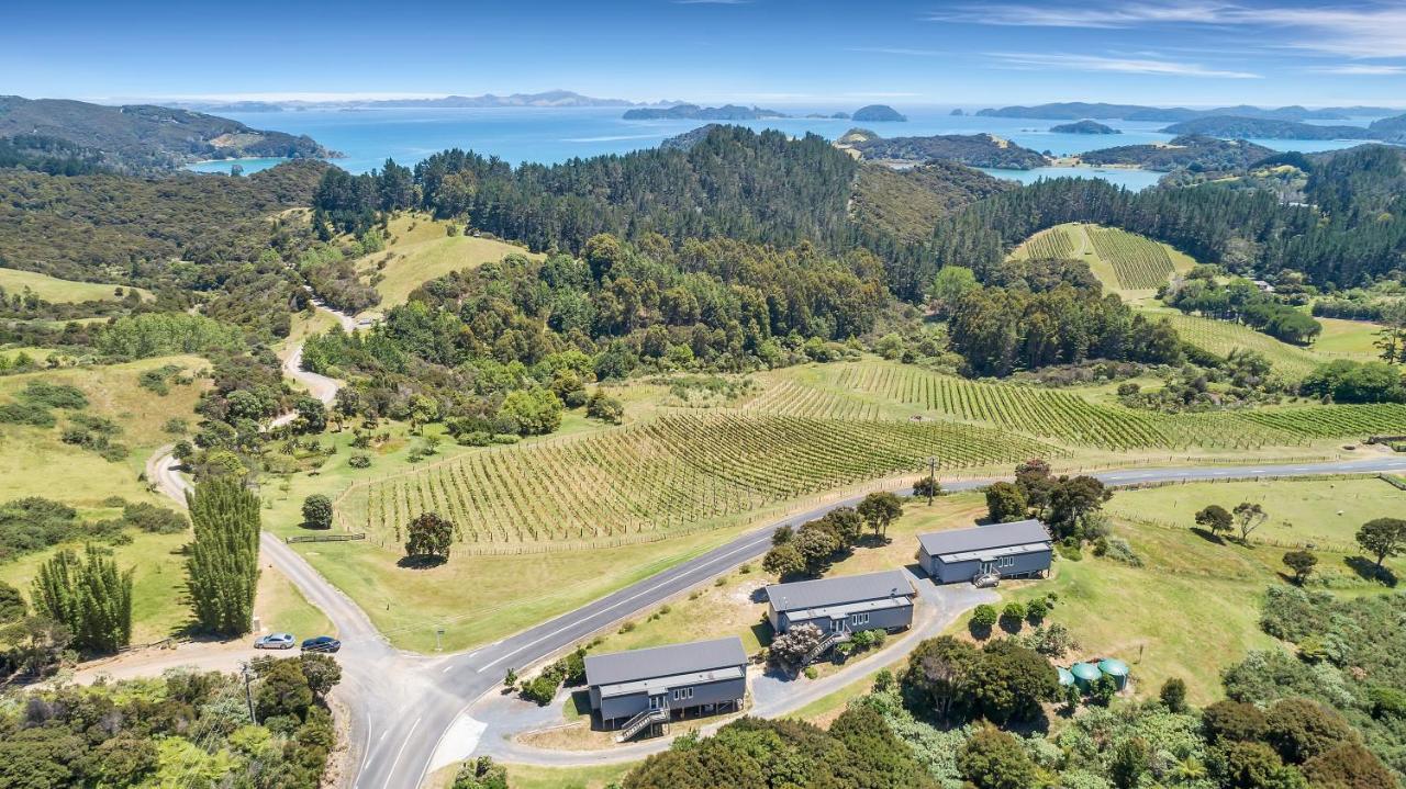 Paroa Bay Chalets - Te Whare Tui Russell Dış mekan fotoğraf