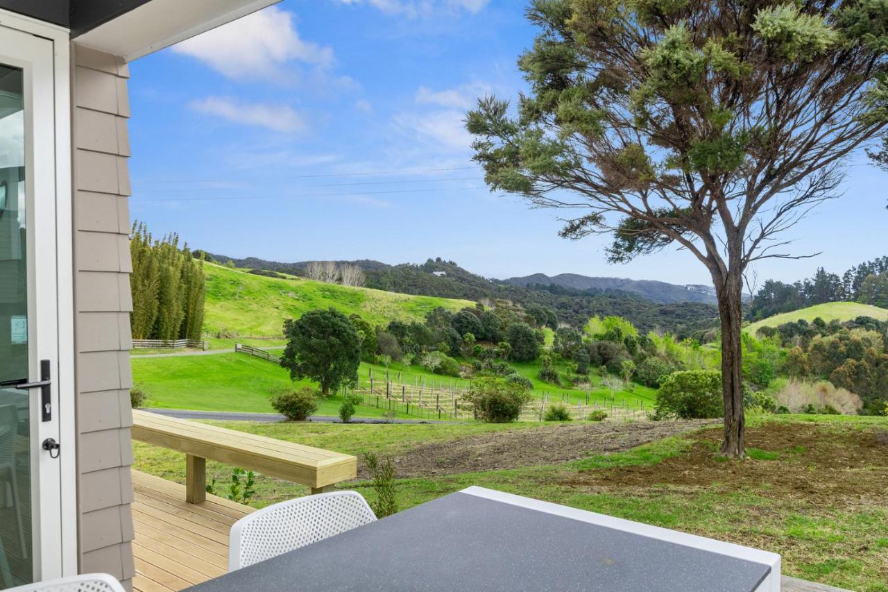 Paroa Bay Chalets - Te Whare Tui Russell Dış mekan fotoğraf