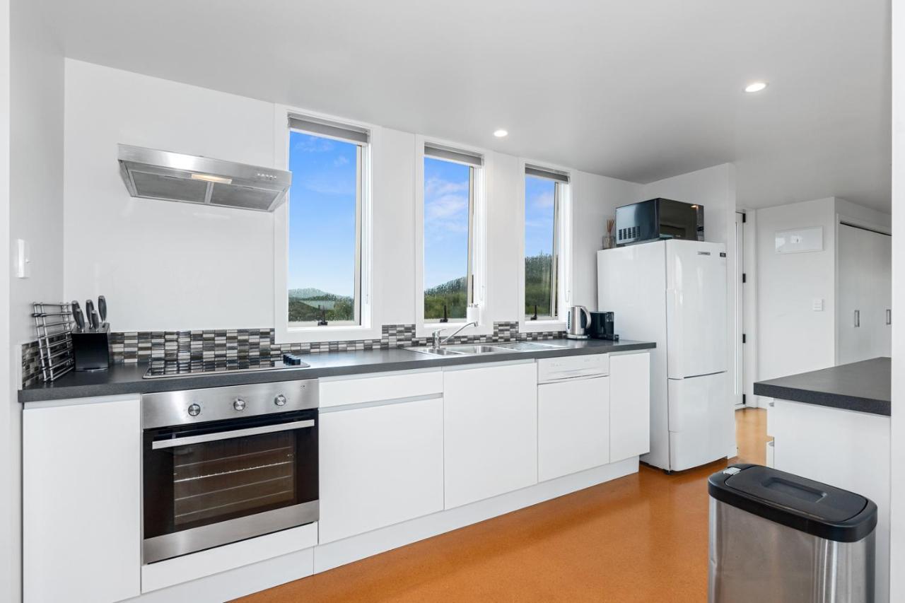 Paroa Bay Chalets - Te Whare Tui Russell Dış mekan fotoğraf